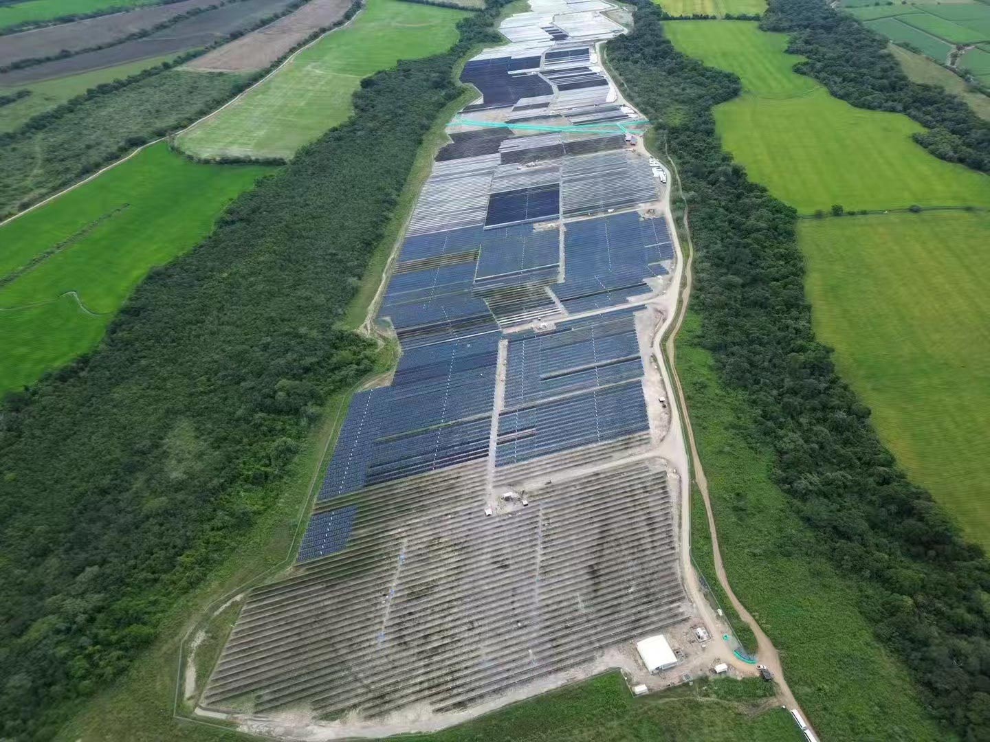 Large scale photovoltaic power station Large scale photovoltaic power station